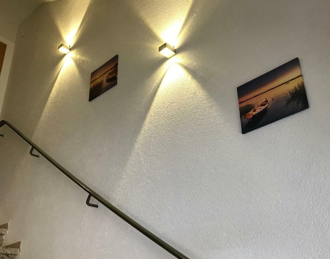 Villa Goncalves, Komplette Wohnung Mit Parkplatz Und Wallbox Vor Der Tuer Calw Exterior foto